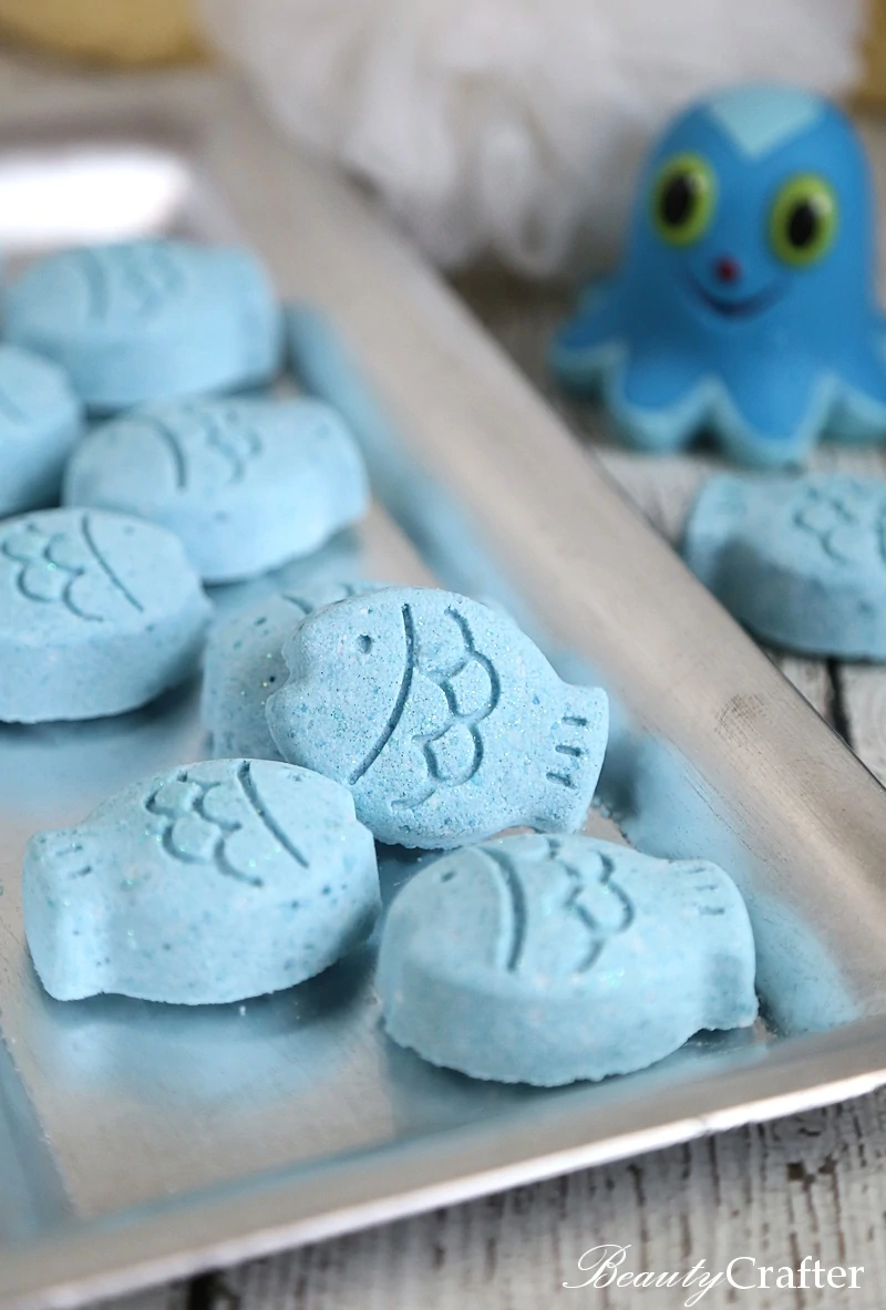 Fish Bath Bombs: DIY Bath Fizzies - Beauty Crafter