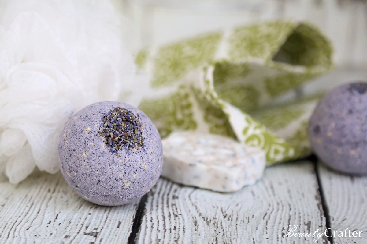 Easy Lavender Bath Bomb Recipe - Everything Pretty