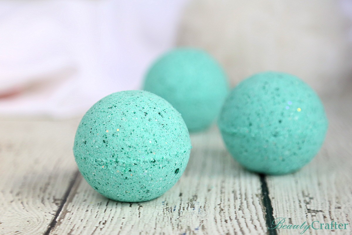 teal bath bomb