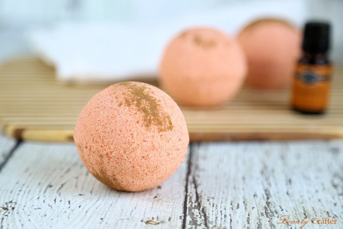 DIY Pumpkin Spice Bath Bombs – 3 Fall Homemade Bath Bomb Recipes