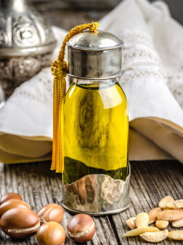 11 Benefits of Argan Oil for Hair and Skin