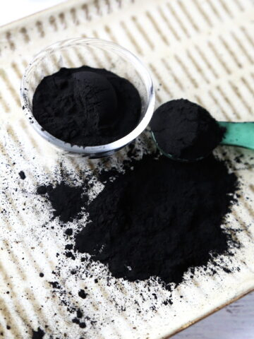 Activated Charcoal Powder: Health and Beauty Benefits