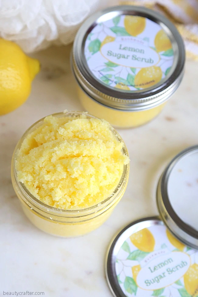 Scrub allo zucchero di limone