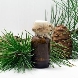 cedarwood oil