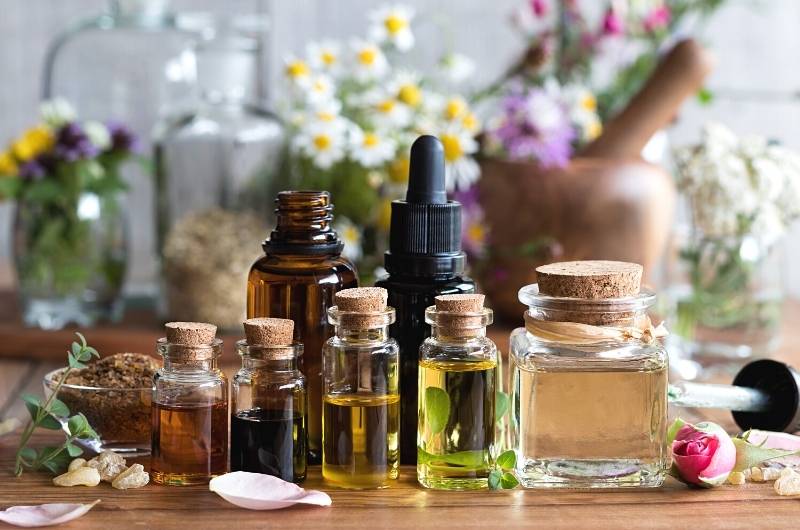 essential oils for scrubs