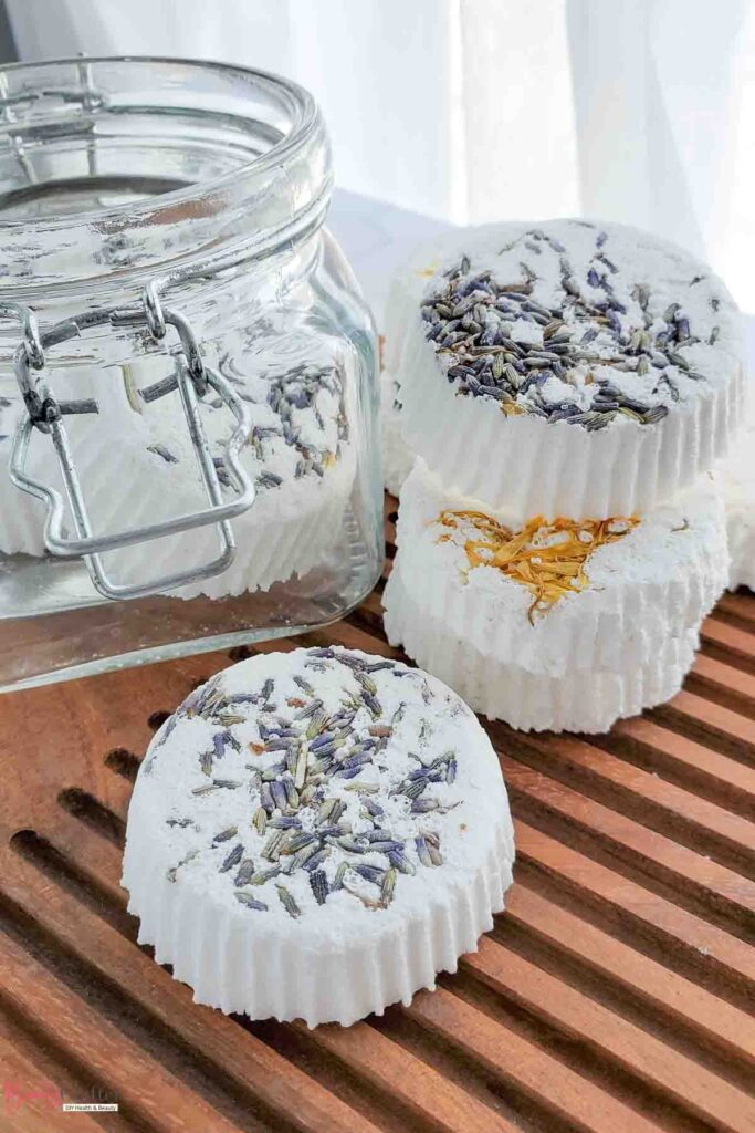 Simple aromatherapy shower steamers you can make quick - By Oily Design