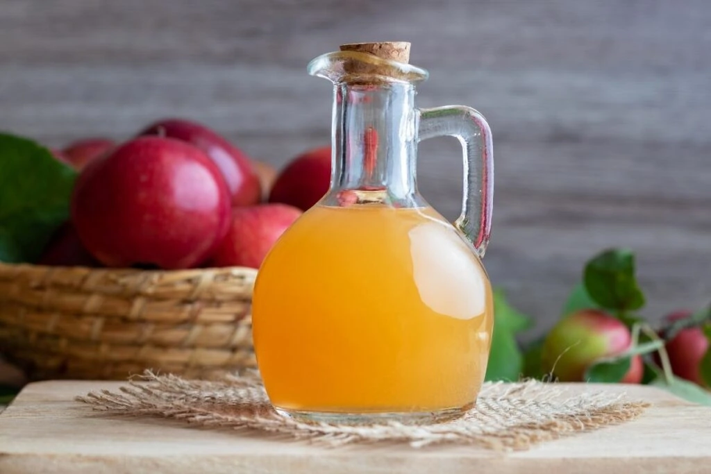 apple cider vinegar hair rinse